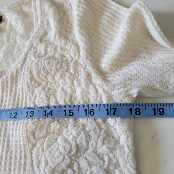 A Pea In The Pod Waffle-Knit Floral Lace Maternity Tunic Top Cream M - Picture 8 of 9